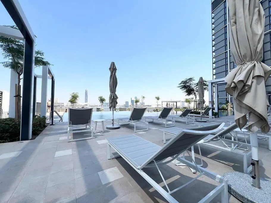 Stylish 1 Bedroom High Floor In Creek Edge ドバイ アパート