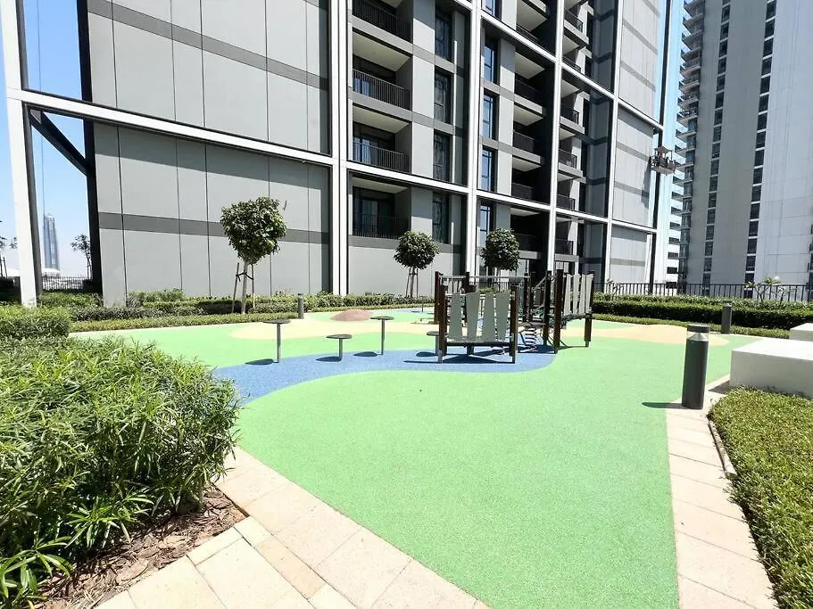 Stylish 1 Bedroom High Floor In Creek Edge ドバイ