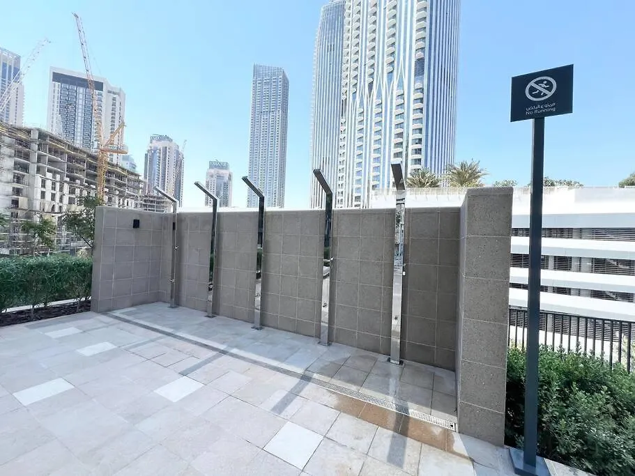 Stylish 1 Bedroom High Floor In Creek Edge ドバイ アパート