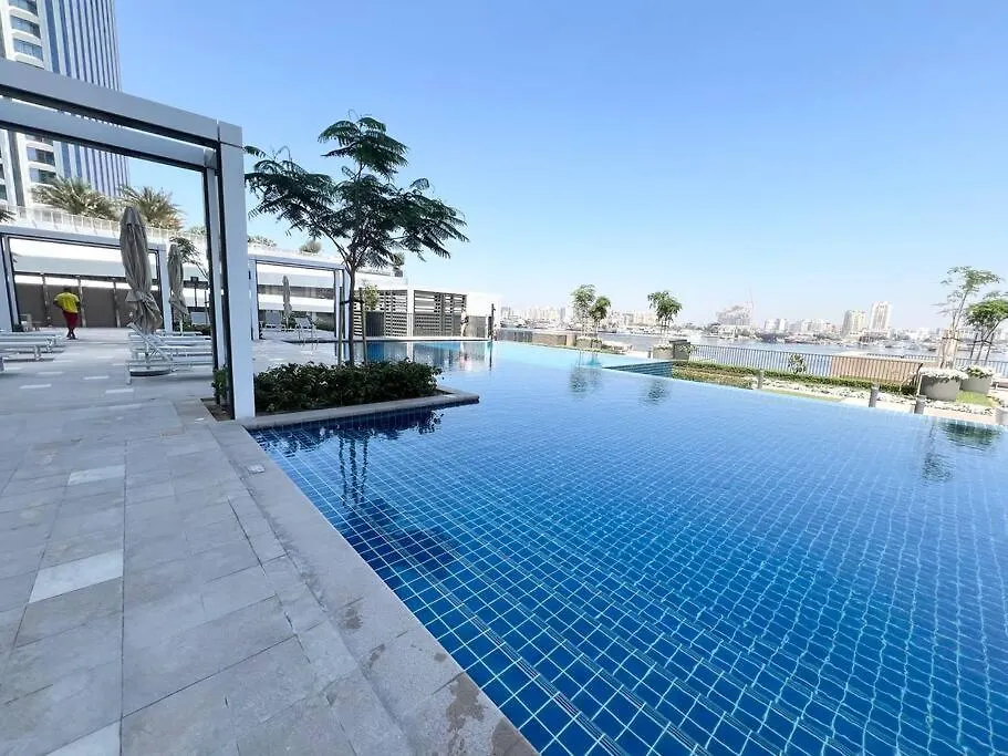 アパート Stylish 1 Bedroom High Floor In Creek Edge ドバイ アラブ首長国連邦